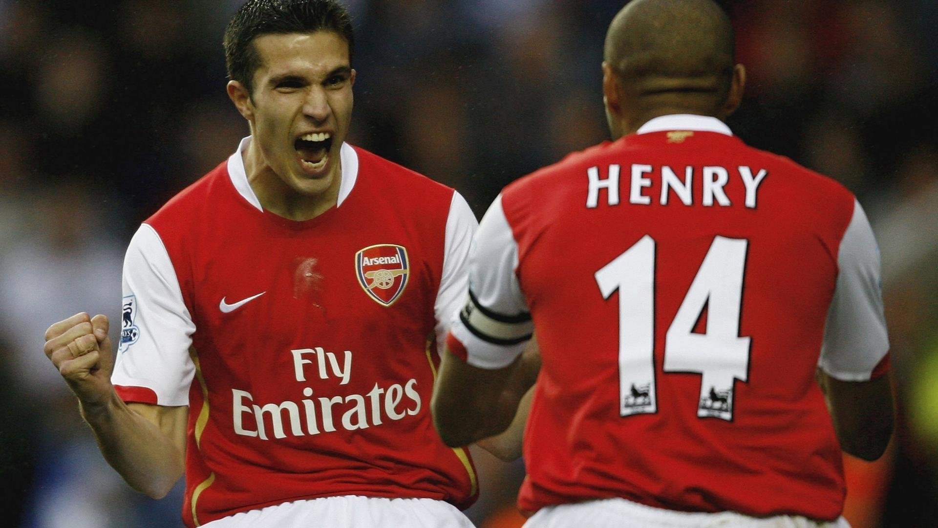 《Apex Legends》新版本平衡调整，战术丰富度提升，apexping值不稳